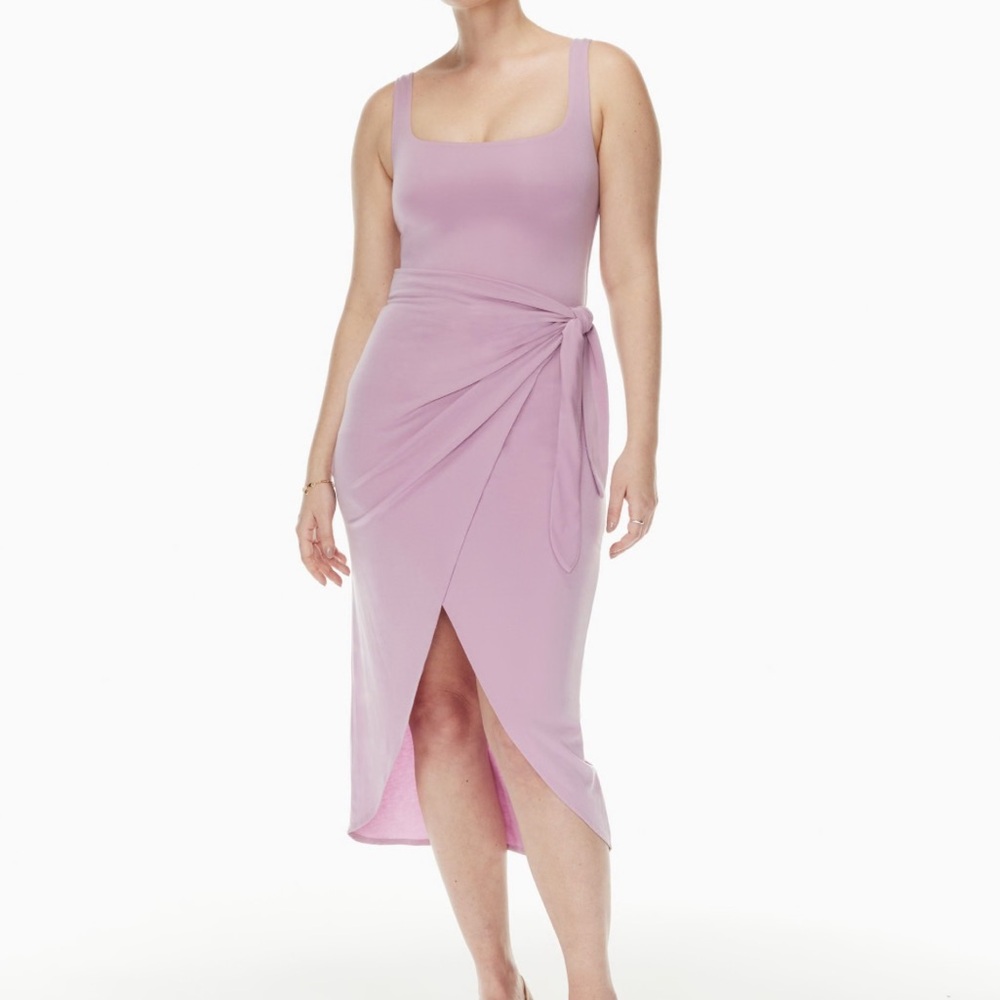 Aritzia Saturn midi dress